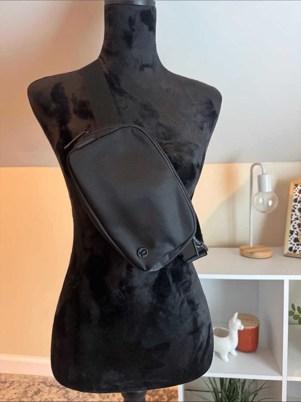 lululemon athletica Black Compact Crossbody Sling Bag
